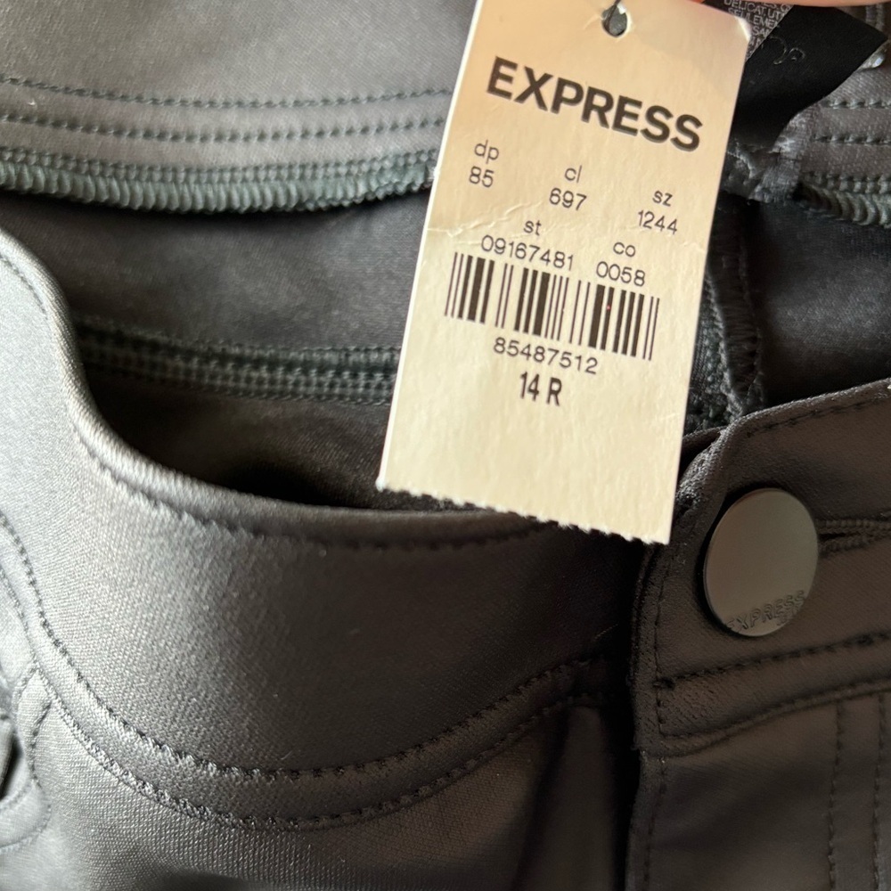 Express Women’s Faux leather coated high rise zip pants. Black. Women’s‎ 14. NWT - Picture 5 of 14